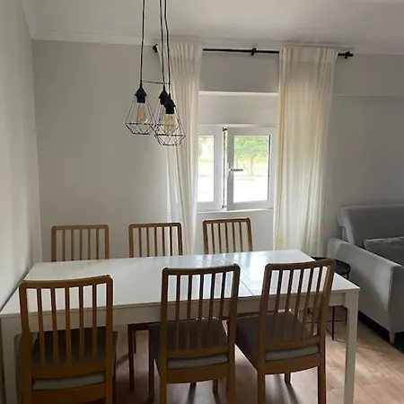 Apartment Dafundo Family Flat Cruz Quebrada